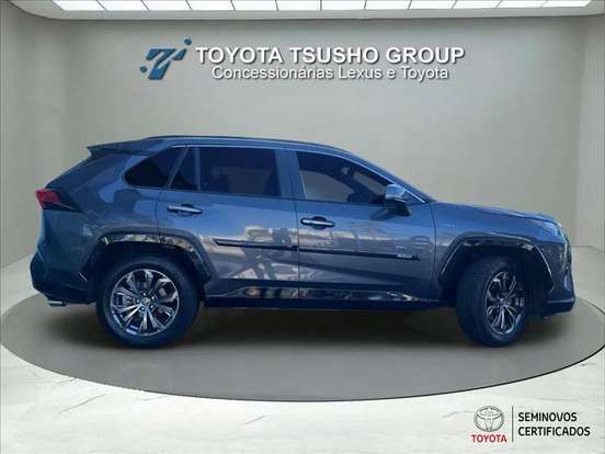 TOYOTA-RAV4-2025