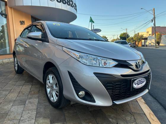 TOYOTA YARIS 1.3 16V FLEX XL PLUS TECH MULTIDRIVE
