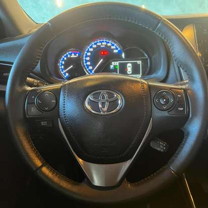 TOYOTA-YARIS-2022