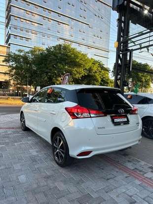 TOYOTA-YARIS-1.5 16V FLEX XS MULTIDRIVE TOYOTA-YARIS-2019
