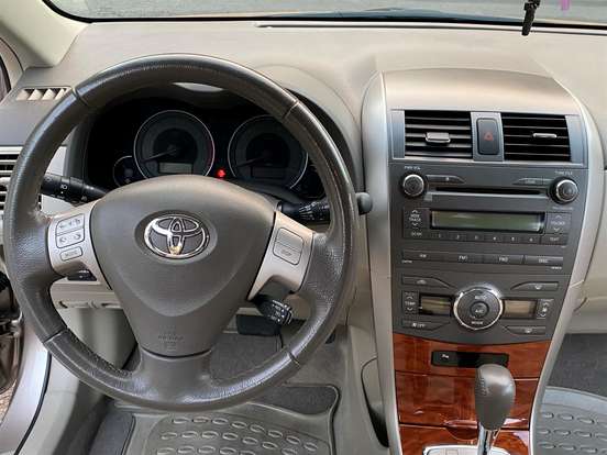 TOYOTA-COROLLA-1.8 SE-G 16V FLEX 4P AUTOMÁTICO TOYOTA-COROLLA-2008