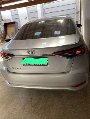 TOYOTA-COROLLA-2025