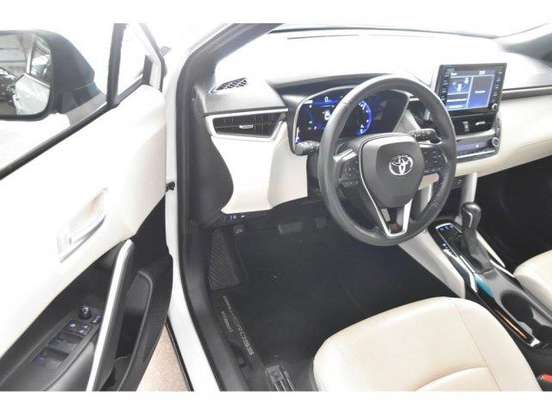 TOYOTA-COROLLA CROSS-2021