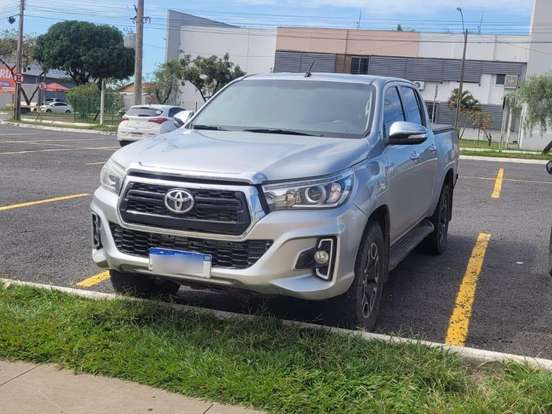 TOYOTA-HILUX-2.8 SRX 4X4 CD 16V DIESEL 4P AUTOMÁTICO TOYOTA-HILUX-2016
