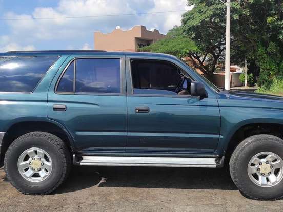 TOYOTA-HILUX SW4-2.7 4X4 16V GASOLINA 4P MANUAL TOYOTA-HILUX SW4-1997