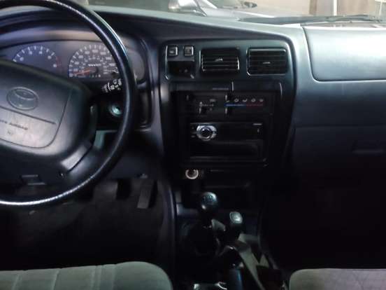 TOYOTA-HILUX SW4-2.7 4X4 16V GASOLINA 4P MANUAL TOYOTA-HILUX SW4-1997