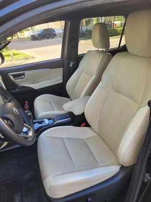 TOYOTA-HILUX SW4-2022