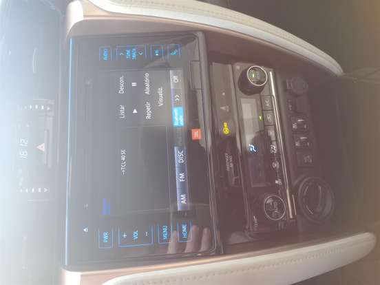 TOYOTA-HILUX SW4-2.8 SRX DIAMOND 4X4 7 LUGARES 16V TURBO INTERCOOLER DIESEL 4P AUTOMÁTICO TOYOTA-HILUX SW4-2019