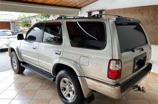TOYOTA-HILUX SW4-3.0 4X4 8V TURBO DIESEL 4P MANUAL TOYOTA-HILUX SW4-2001