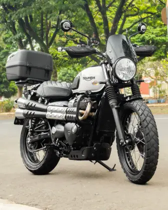 TRIUMPH STREET SCRAMBLER TRIUMPH STREET SCRAMBLER