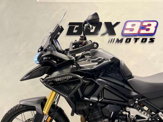 TRIUMPH-TIGER 1200 BLACK EDITION-2024