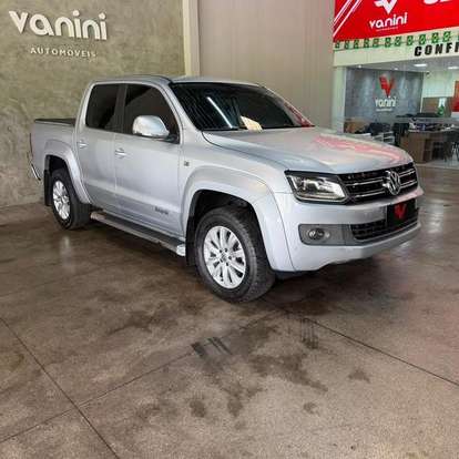 VOLKSWAGEN-AMAROK-2015