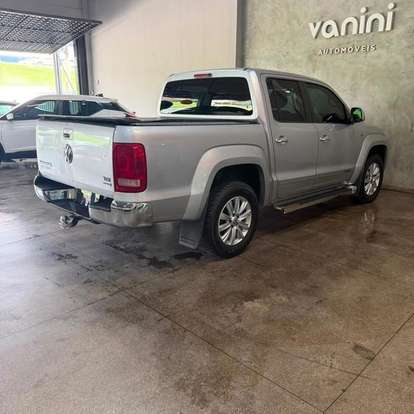 VOLKSWAGEN-AMAROK-2.0 HIGHLINE 4X4 CD 16V TURBO INTERCOOLER DIESEL 4P AUTOMÁTICO VOLKSWAGEN-AMAROK-2015