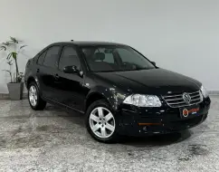 VOLKSWAGEN BORA 2.0 MI 8V FLEX 4P AUTOMÁTICO VOLKSWAGEN BORA 2.0 MI 8V FLEX 4P AUTOMÁTICO