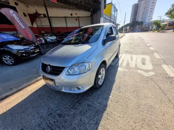 VOLKSWAGEN FOX 1.0 MI TREND 8V FLEX 4P MANUAL VOLKSWAGEN FOX 1.0 MI TREND 8V FLEX 4P MANUAL