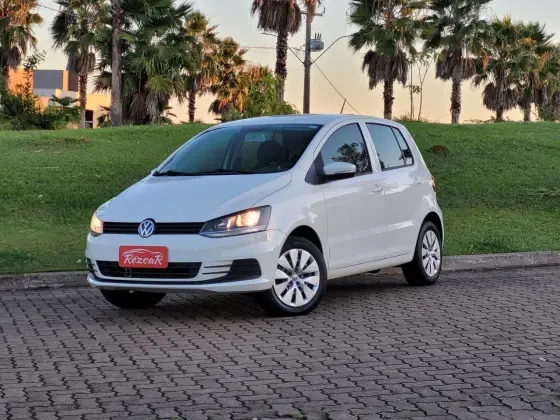 VOLKSWAGEN FOX 1.0 MI TRENDLINE 8V FLEX 4P MANUAL VOLKSWAGEN FOX 1.0 MI TRENDLINE 8V FLEX 4P MANUAL