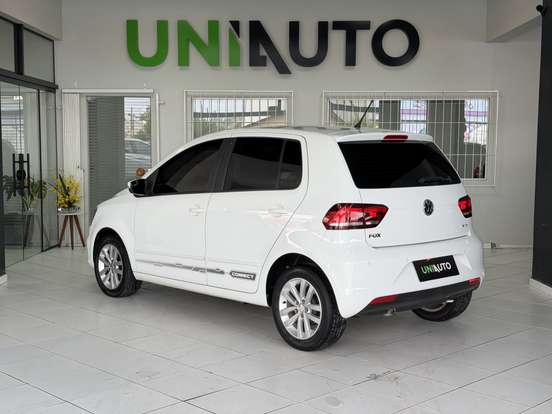 VOLKSWAGEN-FOX-1.6 MSI TOTAL FLEX CONNECT 4P I-MOTION VOLKSWAGEN-FOX-2017