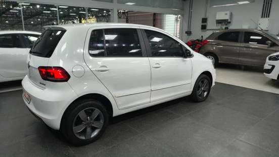 VOLKSWAGEN-FOX-2018