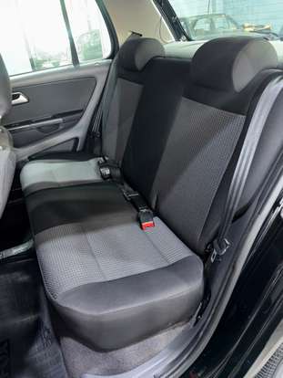 VOLKSWAGEN-FOX-2018