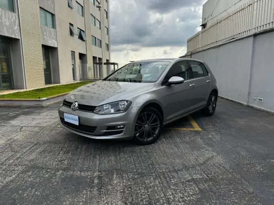 VOLKSWAGEN GOLF 1.4 TSI HIGHLINE 16V GASOLINA 4P AUTOMÁTICO