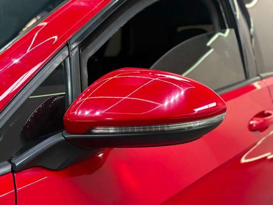 VOLKSWAGEN-GOLF-2013