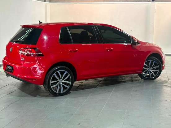 VOLKSWAGEN-GOLF-1.4 TSI HIGHLINE 16V GASOLINA 4P AUTOMÁTICO VOLKSWAGEN-GOLF-2013