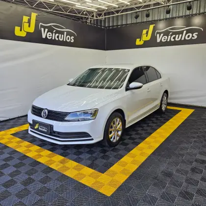 VOLKSWAGEN JETTA 1.4 16V TSI TRENDLINE GASOLINA 4P MANUAL VOLKSWAGEN JETTA 1.4 16V TSI TRENDLINE GASOLINA 4P MANUAL