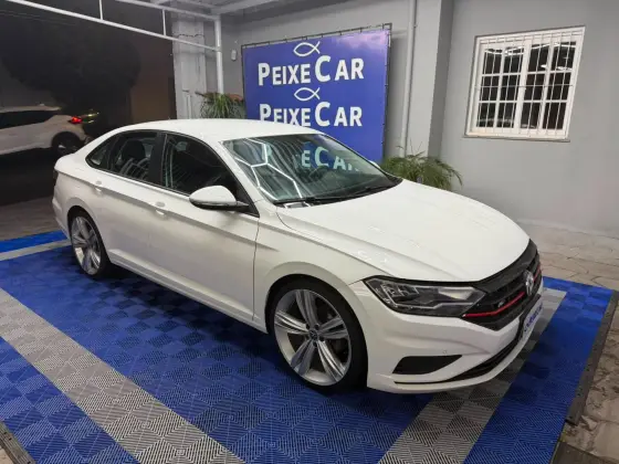 VOLKSWAGEN JETTA 1.4 250 TSI TOTAL FLEX R-LINE TIPTRONIC VOLKSWAGEN JETTA 1.4 250 TSI TOTAL FLEX R-LINE TIPTRONIC