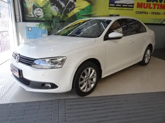 VOLKSWAGEN JETTA 2.0 COMFORTLINE FLEX 4P TIPTRONIC VOLKSWAGEN JETTA 2.0 COMFORTLINE FLEX 4P TIPTRONIC