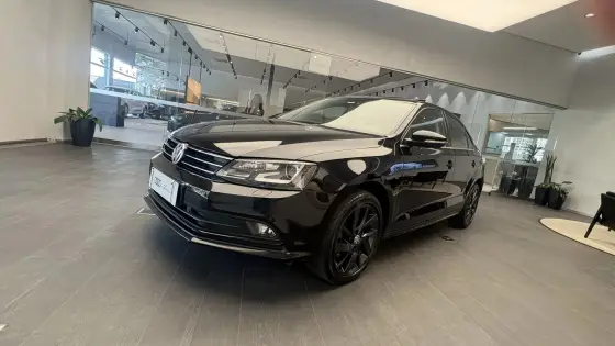 VOLKSWAGEN JETTA 2.0 TSI HIGHLINE 211CV GASOLINA 4P TIPTRONIC VOLKSWAGEN JETTA 2.0 TSI HIGHLINE 211CV GASOLINA 4P TIPTRONIC