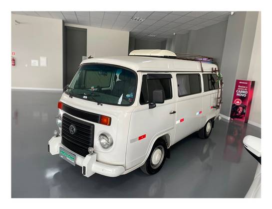 VOLKSWAGEN KOMBI 1.4 MI STD LOTAÇÃO 8V FLEX 3P MANUAL