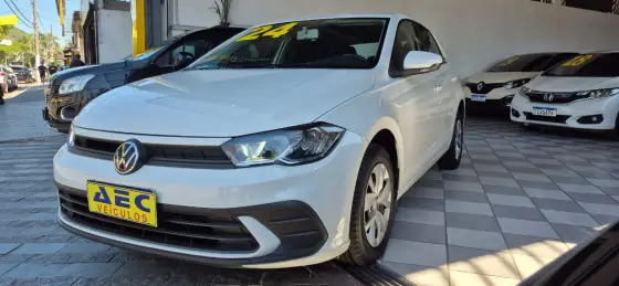 VOLKSWAGEN POLO 1.0 MPI MANUAL VOLKSWAGEN POLO 1.0 MPI MANUAL