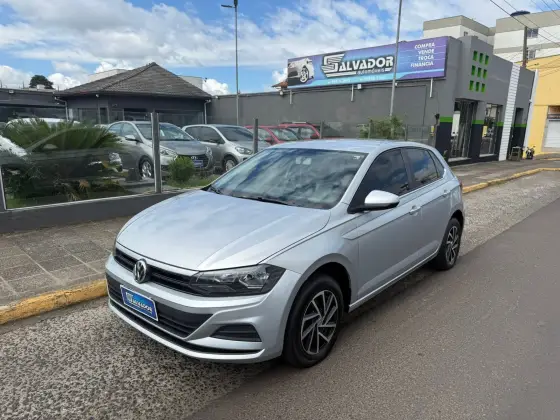 VOLKSWAGEN POLO 1.0 MPI TOTAL FLEX MANUAL VOLKSWAGEN POLO 1.0 MPI TOTAL FLEX MANUAL