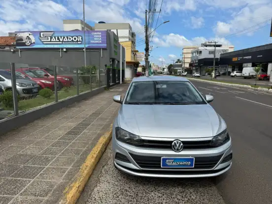 VOLKSWAGEN-POLO-2019