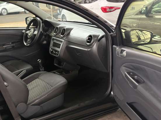 VOLKSWAGEN-SAVEIRO-2015