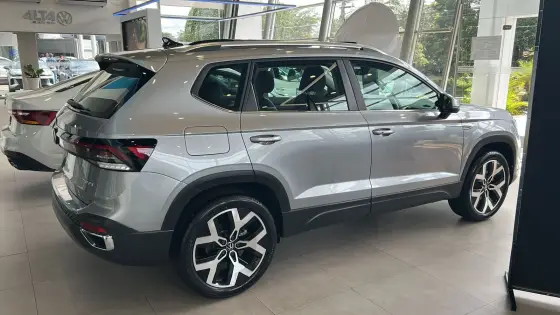 VOLKSWAGEN TAOS 1.4 250 TSI TOTAL FLEX HIGHLINE AUTOMÁTICO