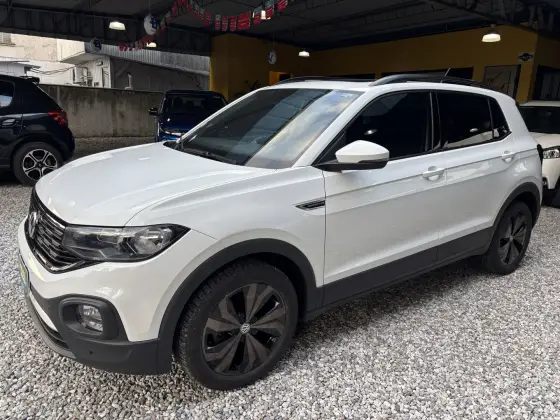 VOLKSWAGEN T-CROSS 1.0 200 TSI TOTAL FLEX COMFORTLINE AUTOMÁTICO VOLKSWAGEN T-CROSS 1.0 200 TSI TOTAL FLEX COMFORTLINE AUTOMÁTICO
