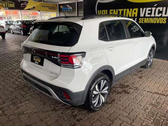 VOLKSWAGEN-T-CROSS-1.0 200 TSI TOTAL FLEX AUTOMÁTICO VOLKSWAGEN-T-CROSS-2024