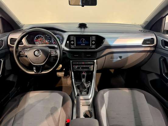 VOLKSWAGEN-T-CROSS-1.0 200 TSI TOTAL FLEX COMFORTLINE AUTOMÁTICO VOLKSWAGEN-T-CROSS-2019