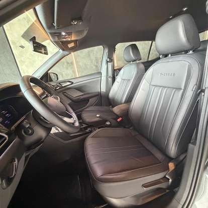VOLKSWAGEN-T-CROSS-2025