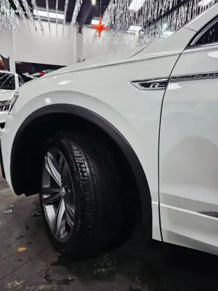 VOLKSWAGEN TIGUAN 2.0 350 TSI GASOLINA ALLSPACE R-LINE 4MOTION DSG VOLKSWAGEN TIGUAN 2.0 350 TSI GASOLINA ALLSPACE R-LINE 4MOTION DSG