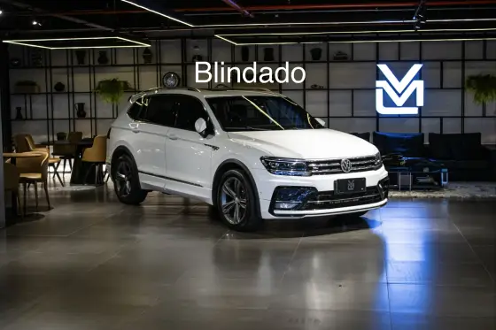 VOLKSWAGEN TIGUAN 2.0 350 TSI GASOLINA ALLSPACE R-LINE 4MOTION DSG VOLKSWAGEN TIGUAN 2.0 350 TSI GASOLINA ALLSPACE R-LINE 4MOTION DSG