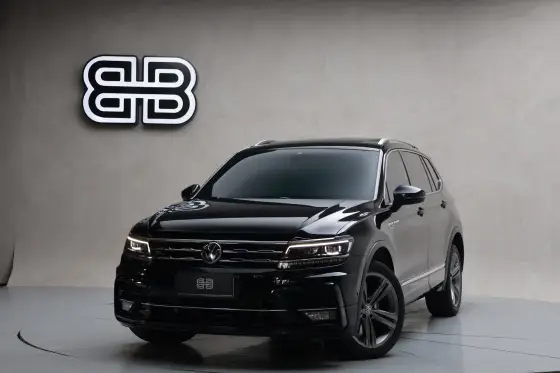 VOLKSWAGEN TIGUAN 2.0 350 TSI GASOLINA ALLSPACE R-LINE 4MOTION DSG VOLKSWAGEN TIGUAN 2.0 350 TSI GASOLINA ALLSPACE R-LINE 4MOTION DSG