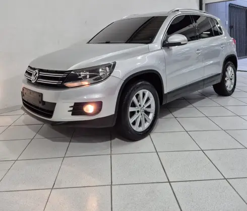 VOLKSWAGEN TIGUAN 2.0 TSI 16V TURBO GASOLINA 4P TIPTRONIC VOLKSWAGEN TIGUAN 2.0 TSI 16V TURBO GASOLINA 4P TIPTRONIC