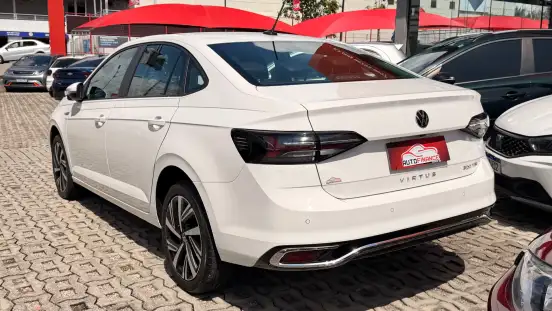 VOLKSWAGEN-VIRTUS-2024