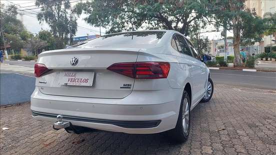 VOLKSWAGEN-VIRTUS-2019