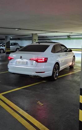 VOLKSWAGEN JETTA 1.4 250 TSI TOTAL FLEX R-LINE TIPTRONIC