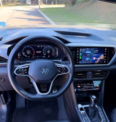 VOLKSWAGEN-TAOS-2023