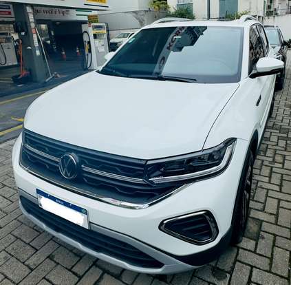 VOLKSWAGEN-T-CROSS-2025