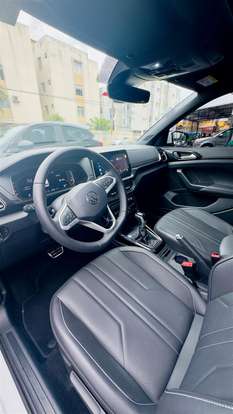 VOLKSWAGEN-T-CROSS-1.4 250 TSI TOTAL FLEX HIGHLINE AUTOMÁTICO VOLKSWAGEN-T-CROSS-2025
